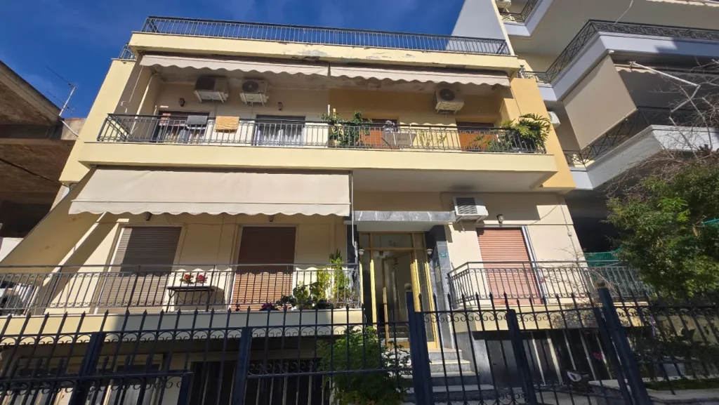 Το εξωτερικό μέρος του Θεραπευτικού Χώρου στην Πετρούπολη